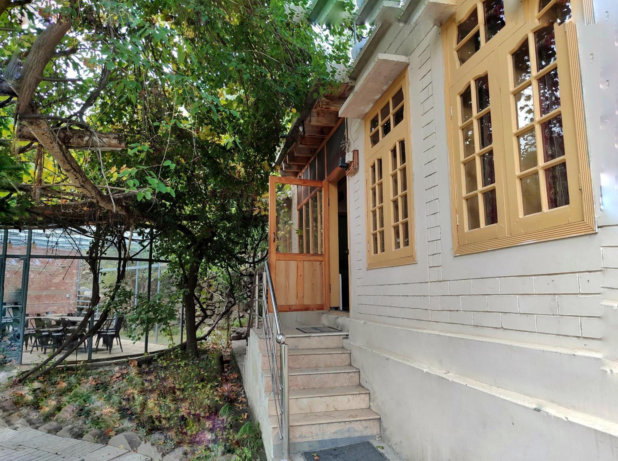 Grapes Garden Resort Hunza Karimabad  Exteriör bild