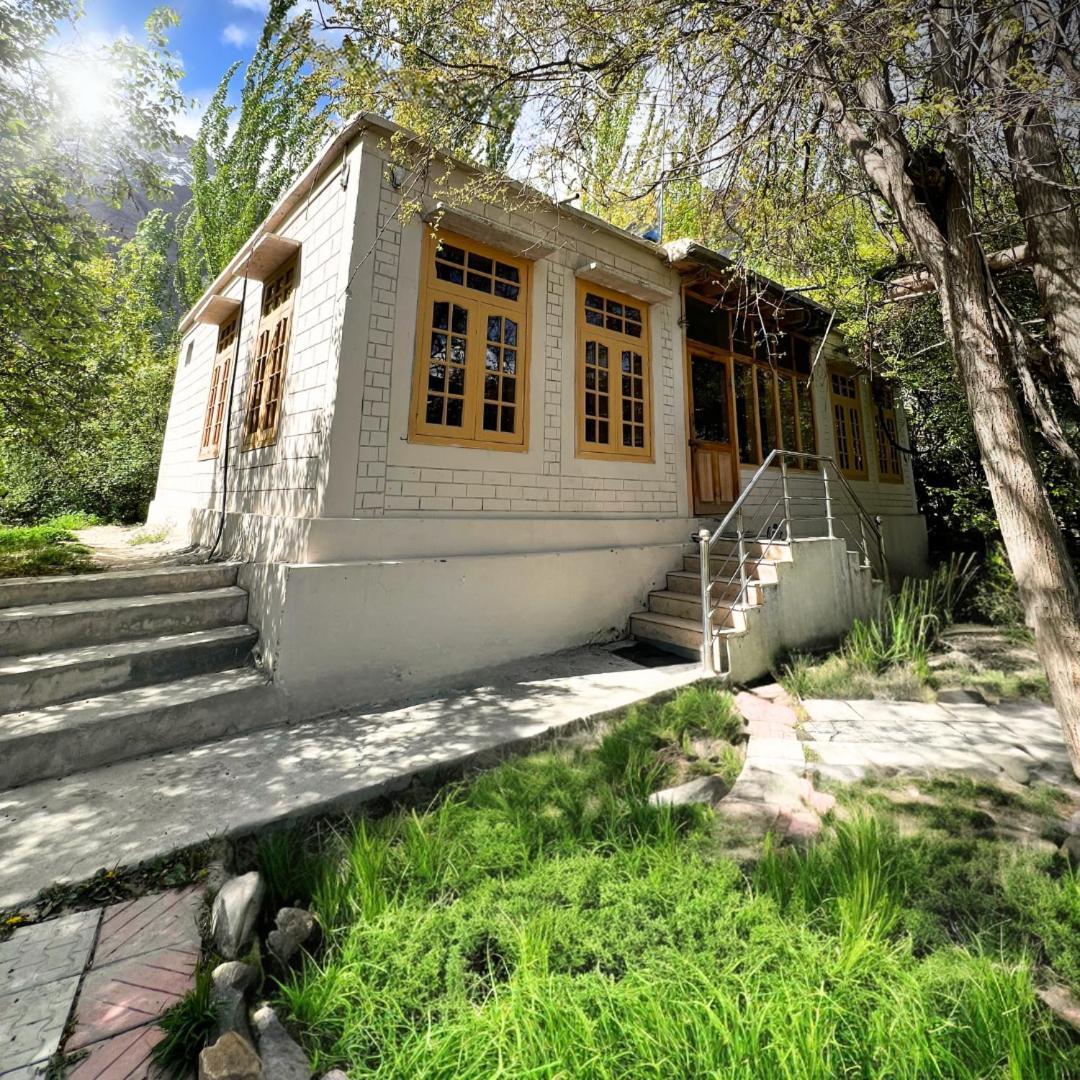 Grapes Garden Resort Hunza Karimabad  Exteriör bild